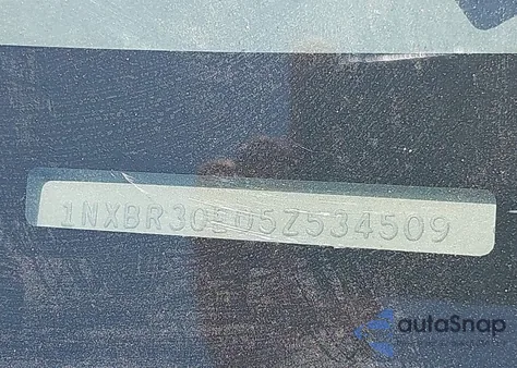 2005 Toyota Corolla S z USA, uszkodzony, nr VIN 1NXBR30E05Z534509